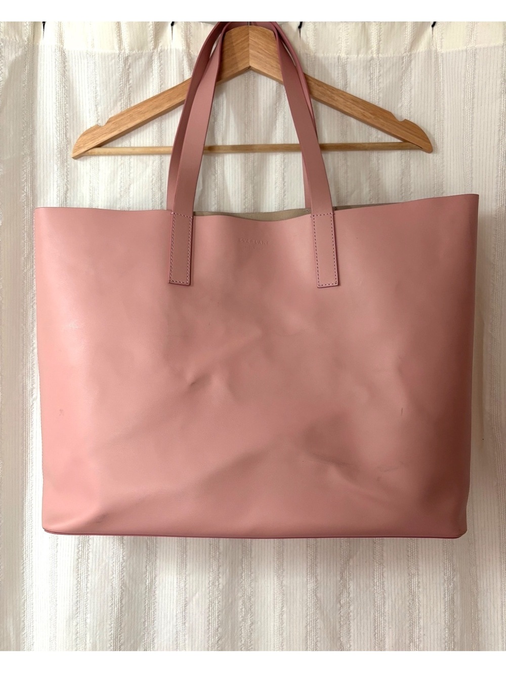 Everlane The Day Pink Leather Tote Bag Made in Italy #minimalist #everyday